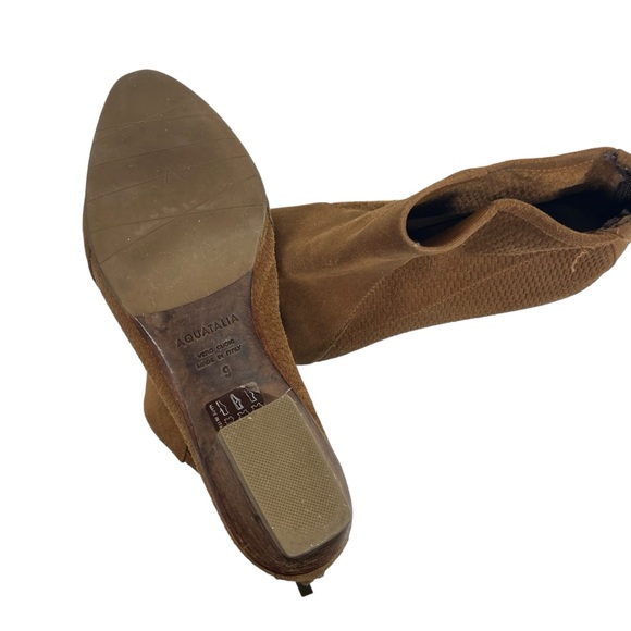 AQUATALIA Farrow Perforated Cognac Suede bootie with back zip Size 9 - Picture 8 of 9